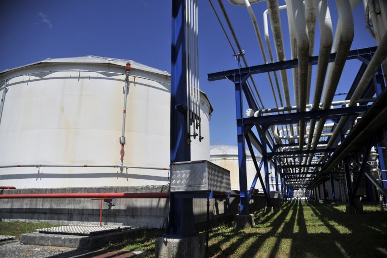 kurilno olje, dobava, težave