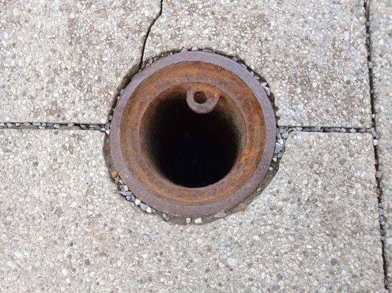 halo-tukaj-bralec-dolenjca, pokrov-ventila