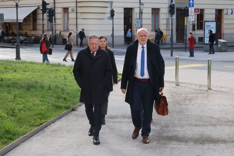 PRIHOD1 jankovic Robert Balen.jpg