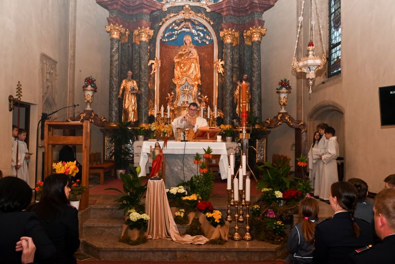 velika-noc, zupnija-grad, vstajenjska-procesija