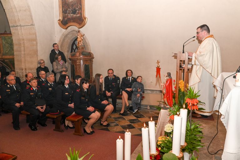 velika-noc, zupnija-grad, vstajenjska-procesija