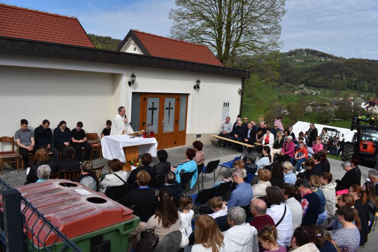 traktor, blagoslov-gorenje-dole