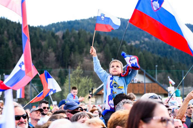 nika domen prevc sprejem dolenja vas.jpg