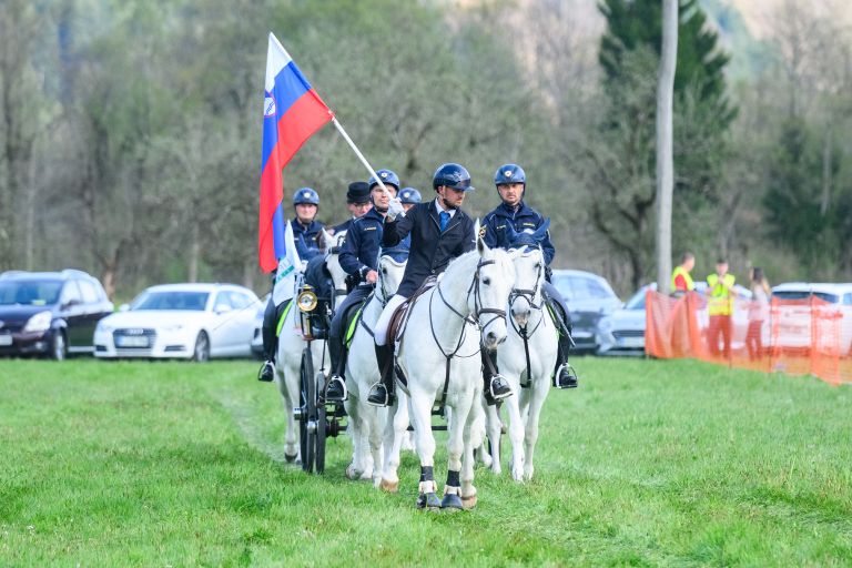 nika domen prevc sprejem dolenja vas.jpg
