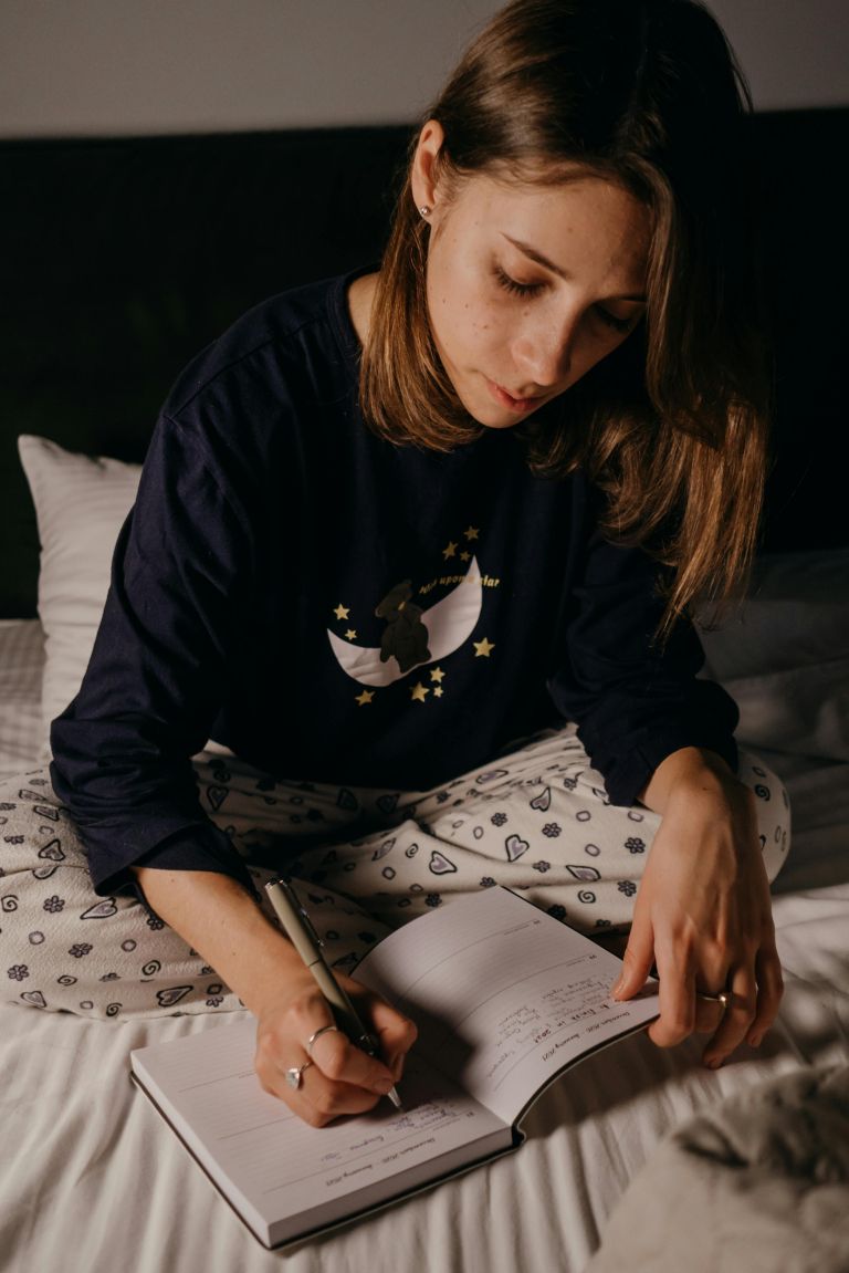 pisanje dnevnika sanj