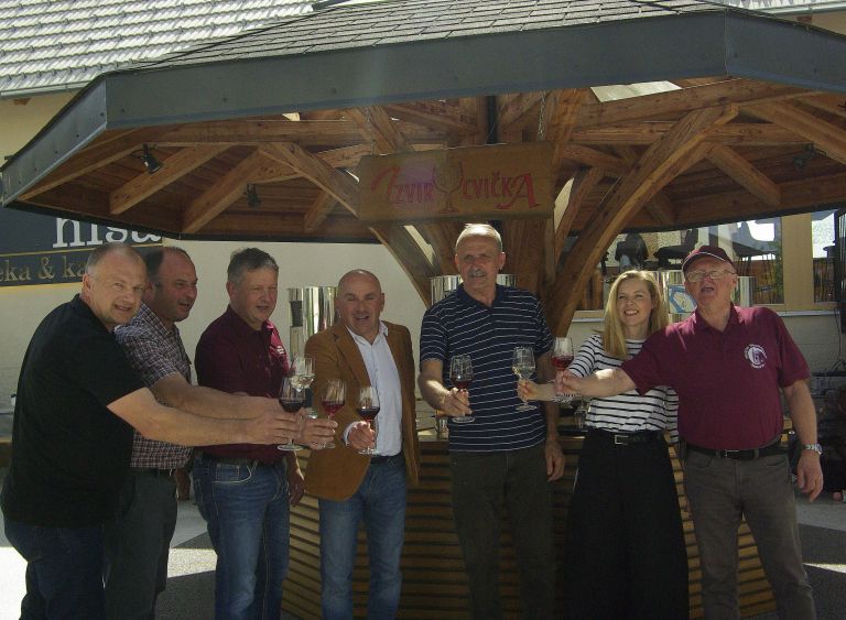 fontana-cvicka, smarjeta, odprtje