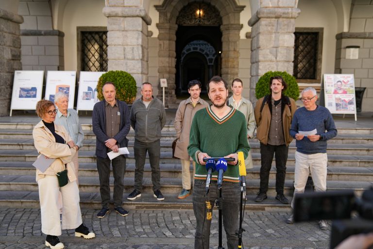 pobuda za referendum, parkiranje, ljubljana.jpg