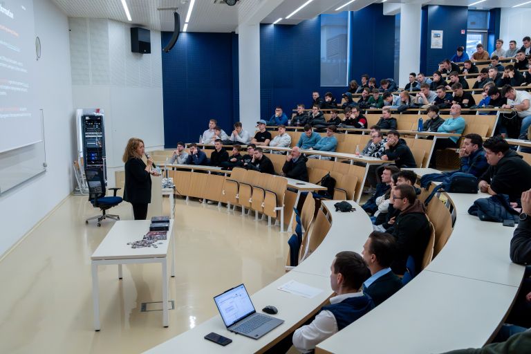 strokovna-konferenca
