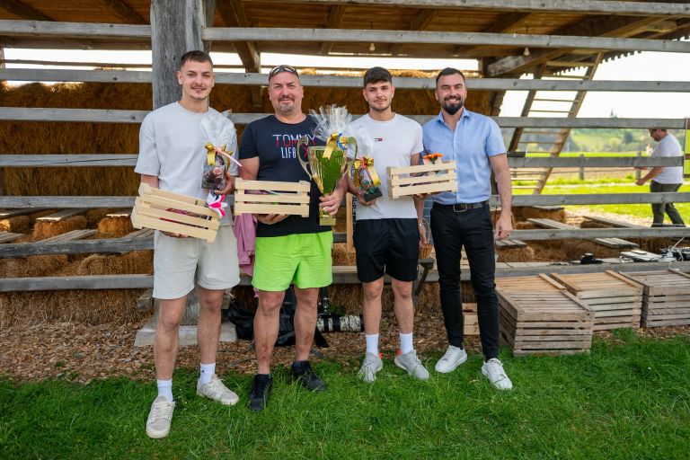 sekanje-pirhov, dezela-kozolcev