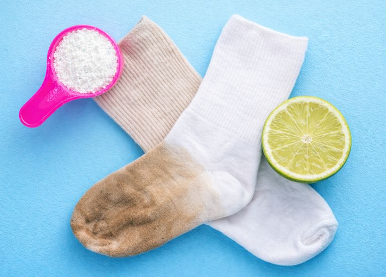 bele-nogavice, limona