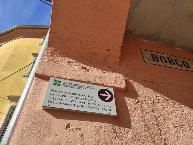 najozja ulica (3).jpg