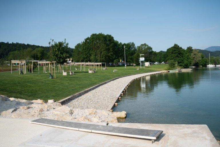 Videtić Aljoša - plaža jezero 025.jpg