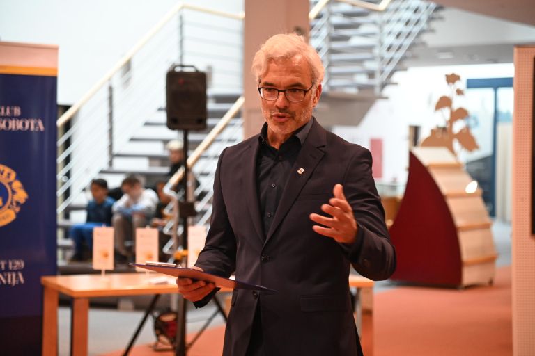 plakat-miru, razstava