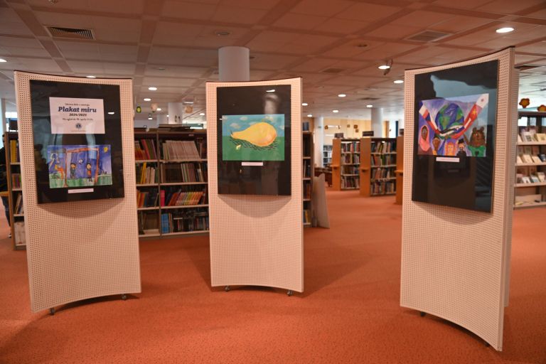 plakat-miru, razstava