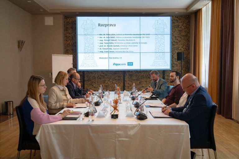 odpadki, reciklaza, krozno-gospodarstvo, ponovna-uporaba, predelava-odpadkov