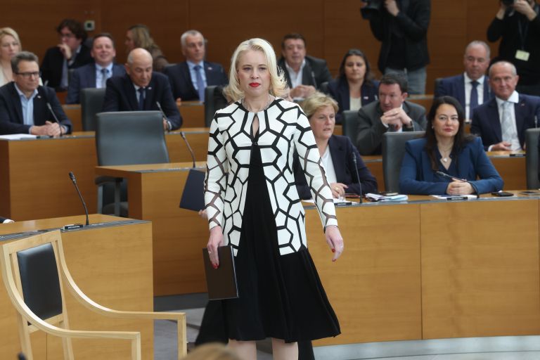 Urška Klakočar Zupančič (4).jpg