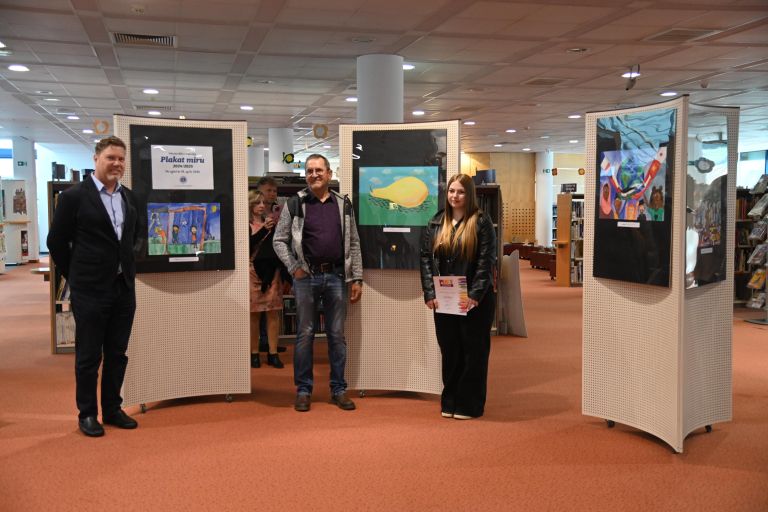 plakat-miru, razstava