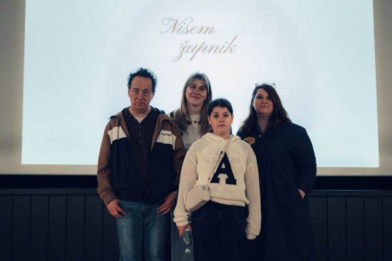 katjuša-peterka, film, nisem-župnik