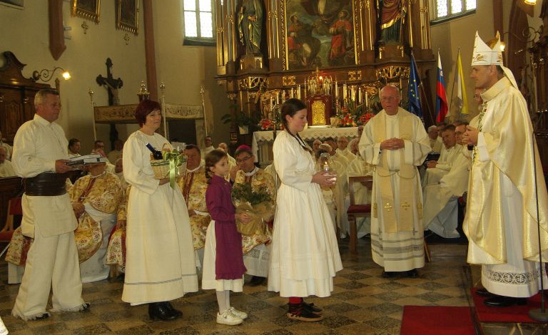skofija-novo-mesto, masa, 20-let