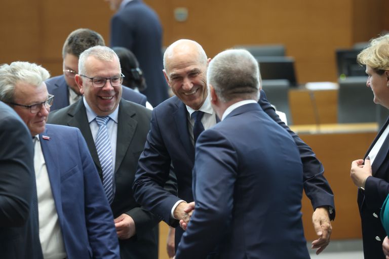 jansa rokovanje dz.jpg