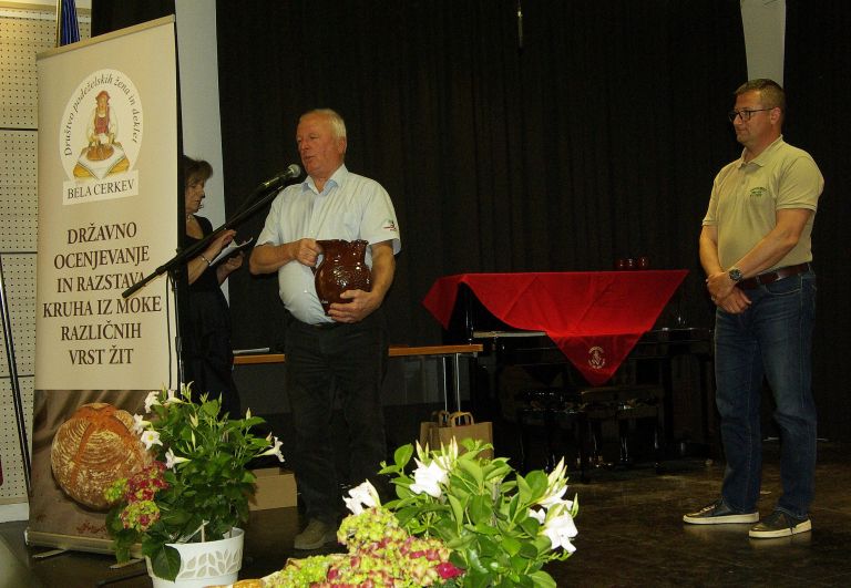 vino-bela-cerkev, podelitev