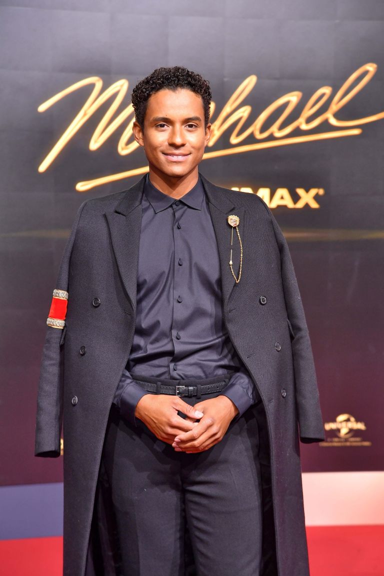 michael jackson 3.jpg