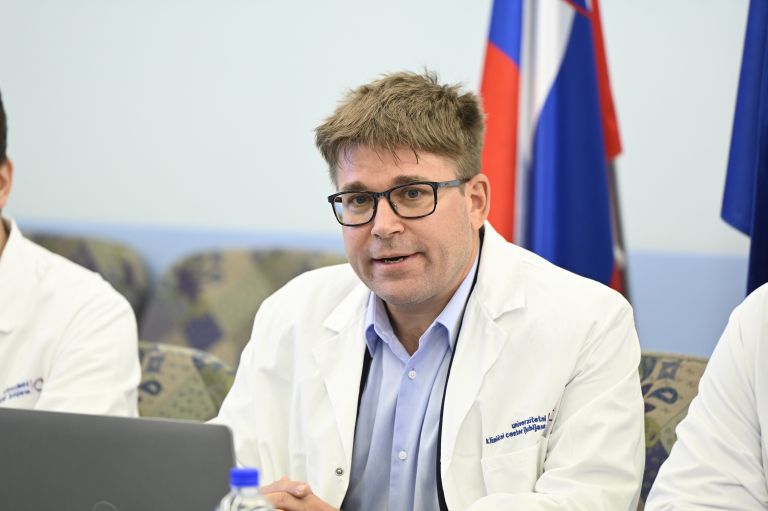 Robotska kirurgija v Sloveniji 4.jpg