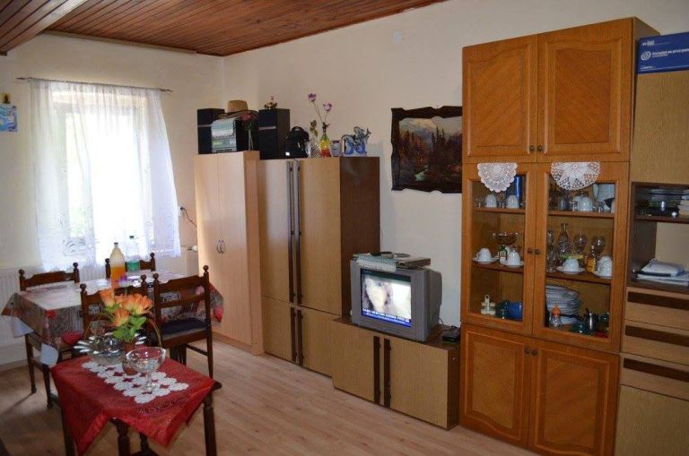 Zarja pred uničenjem.jpg