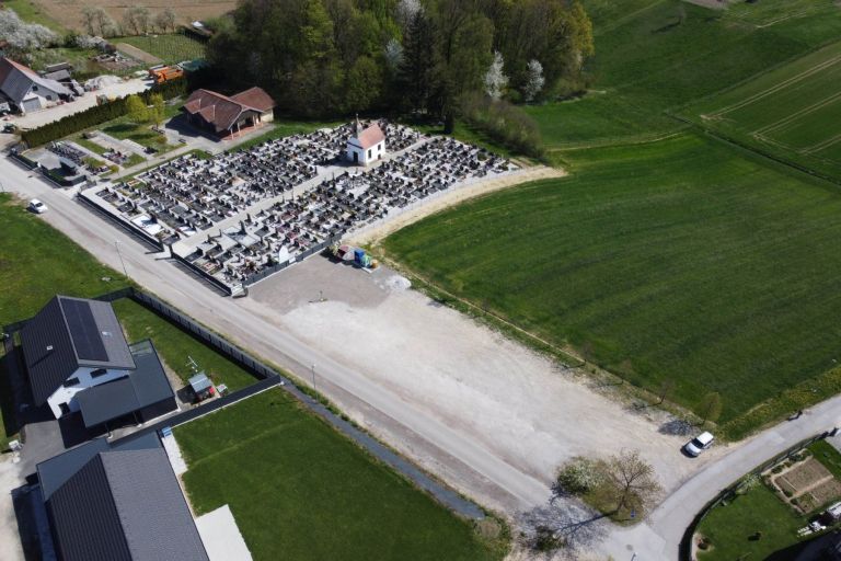 obcina-sveta-trojica-v-slovenskih-goricah, prenova-parkirisca, pokopalisce