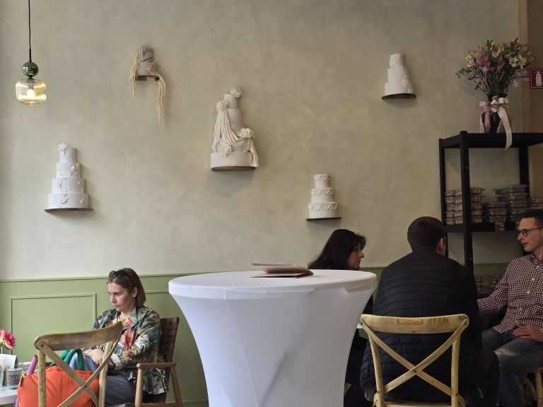 odprtje-nove-slaščičarne-na-slovenski, slaščičarna