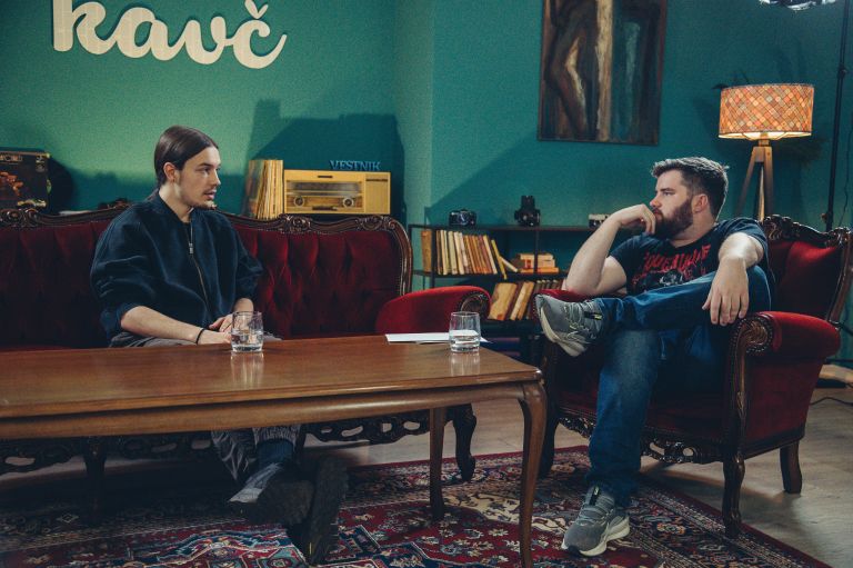 timo-kosi, kavč, podkast