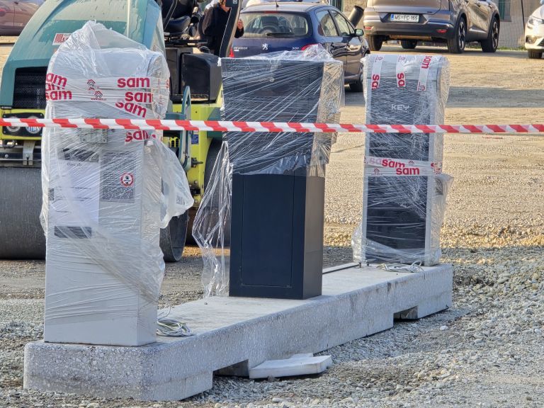 parkirišče-arhitekta-novaka, makadamsko-parkirišče