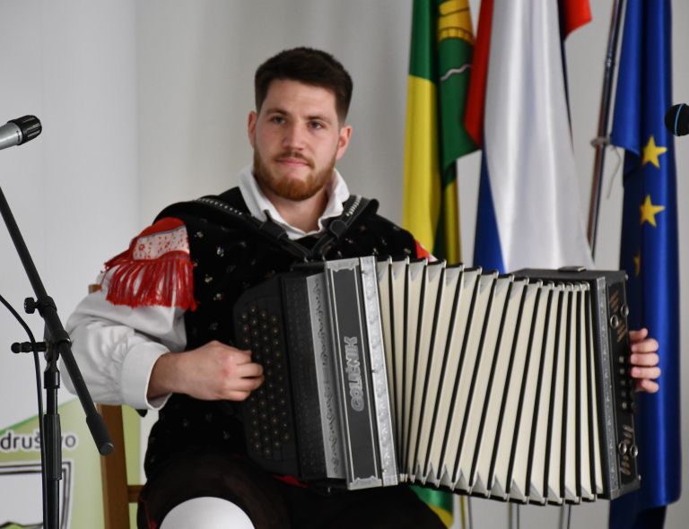 škocjan harmonika (4).JPG