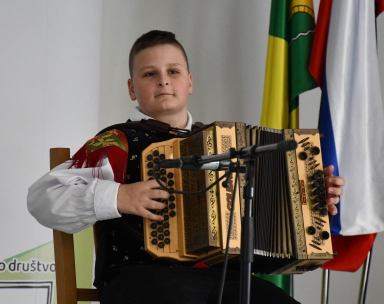 škocjan harmonika (3).JPG