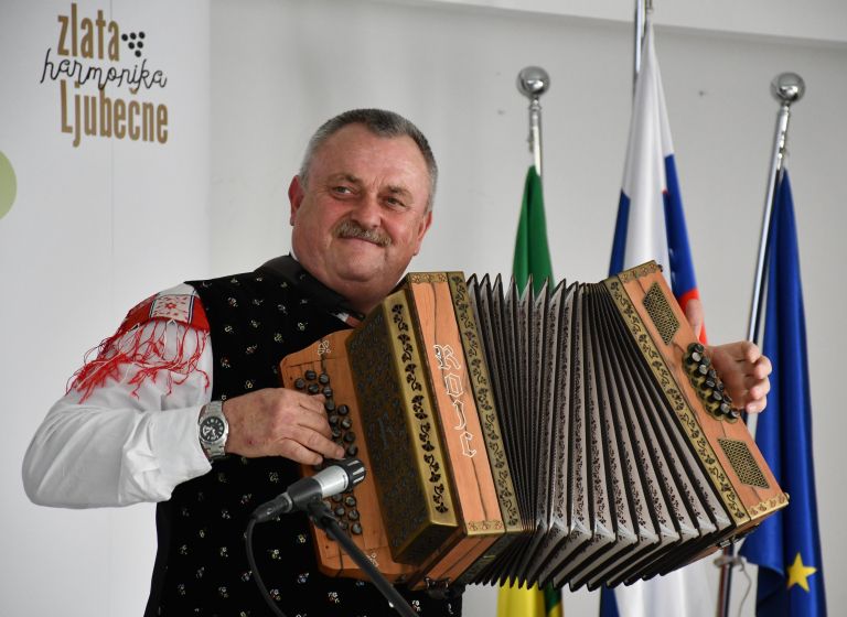 škocjan harmonika (5).JPG