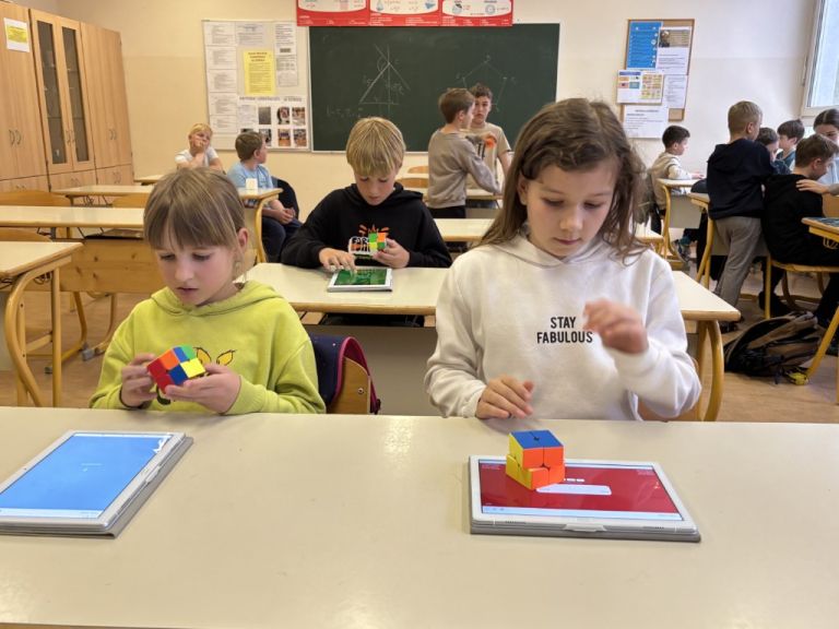 os-ivana-cankarja-ljutomer, tekmovanje-rubikova-kocka