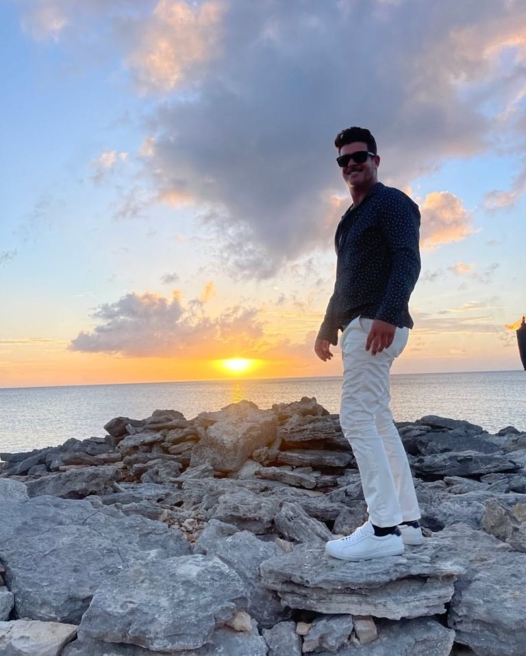 robin thicke 1.jpg