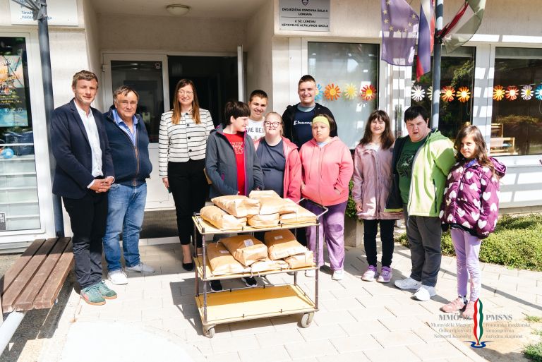 kruh-madzarov, pmsns, moka, prekmurske-dvojezicne-sole