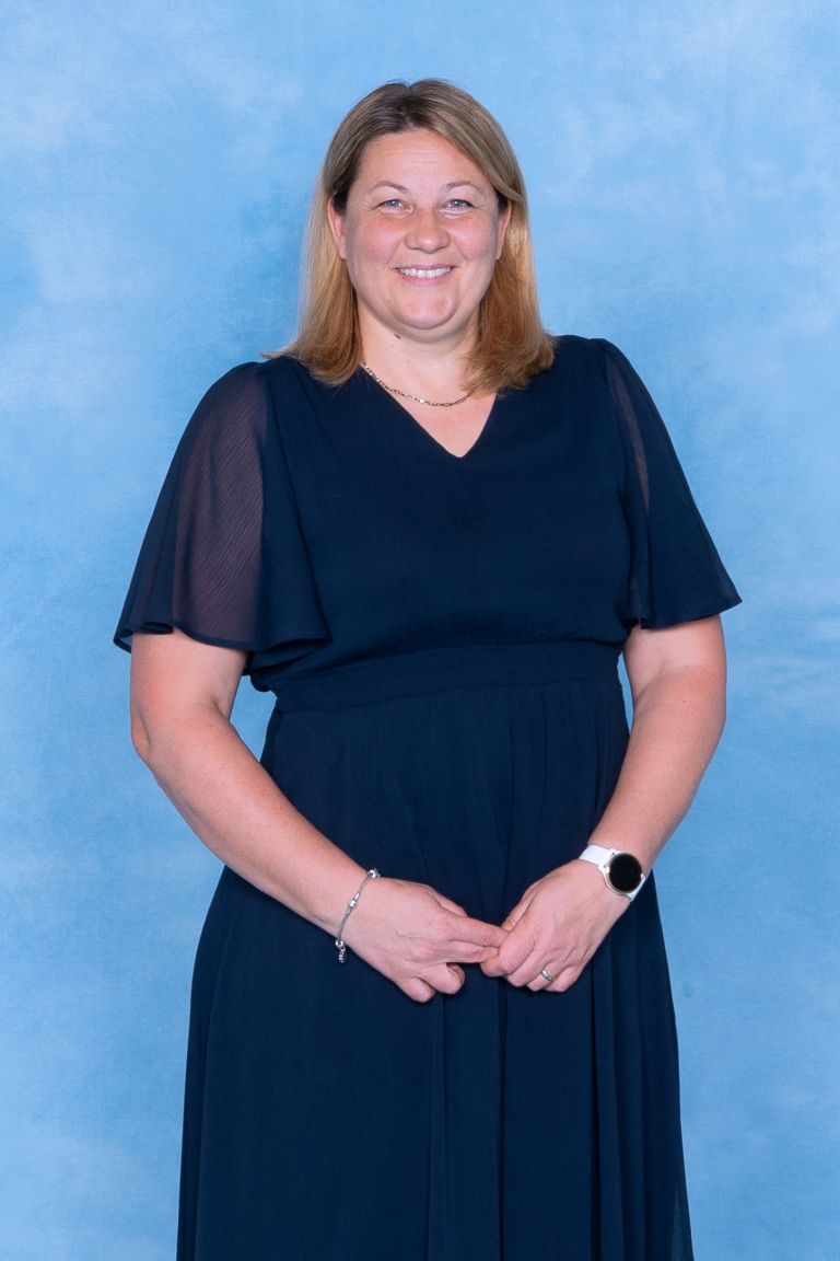 Katja Šribar.jpg