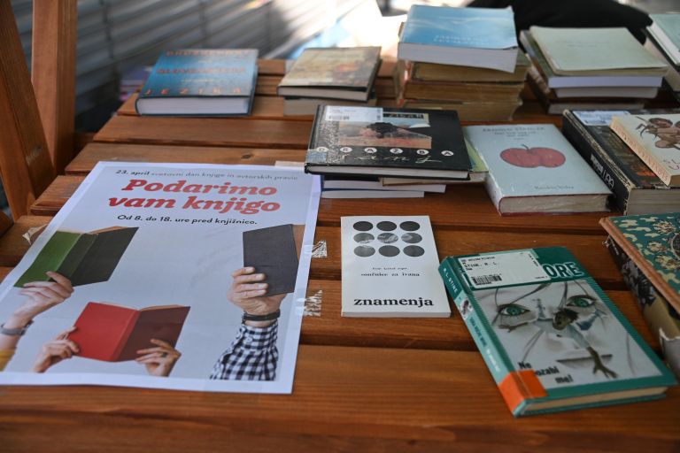 pokrajinska-in-studijska-knjiznica-murska-sobota, podarimo-vam-knjigo, svetovni-dan-knjige