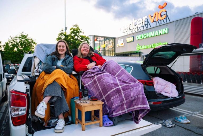drive-in kino, center vič, otvoritev sezone