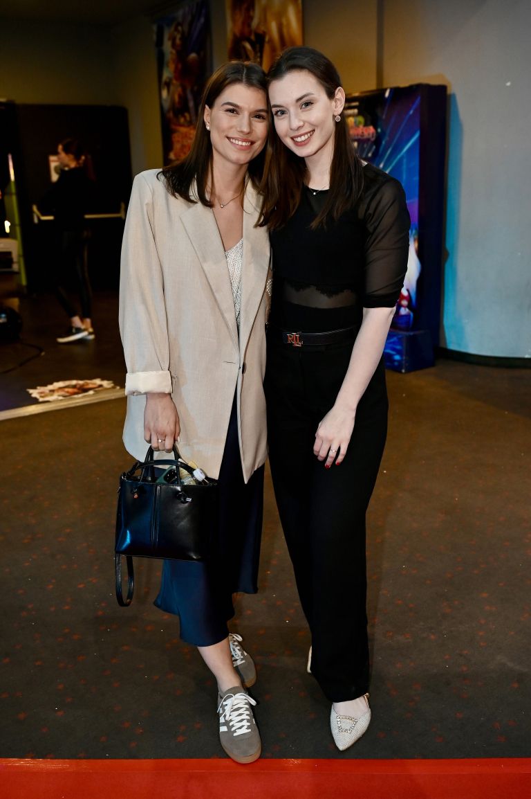 Nika Svetlin, Kiara Hass