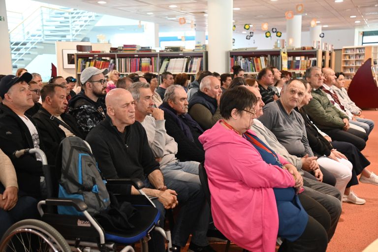 karolinina-bralna-znacka, pisk, vdc-murska-sobota