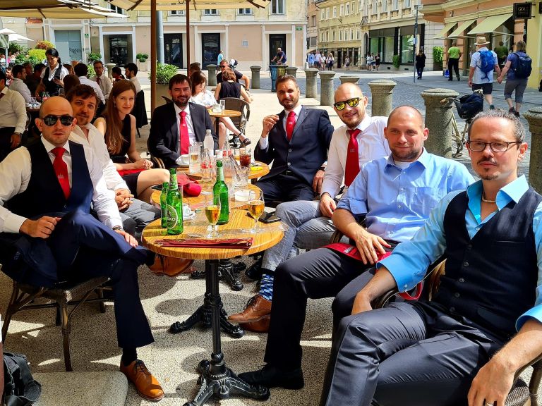 polajnar doktorji FB.jpg