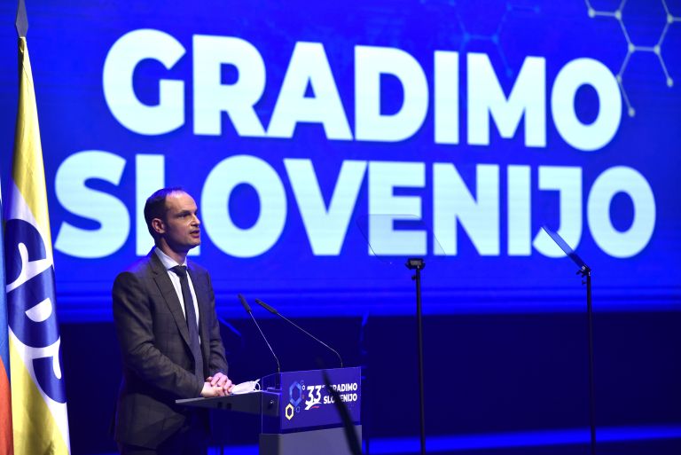 logar sds 2022 BOBO.jpg