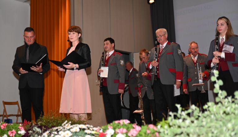 spominska-obelezja-pripovedujejo, literarni-natecaj