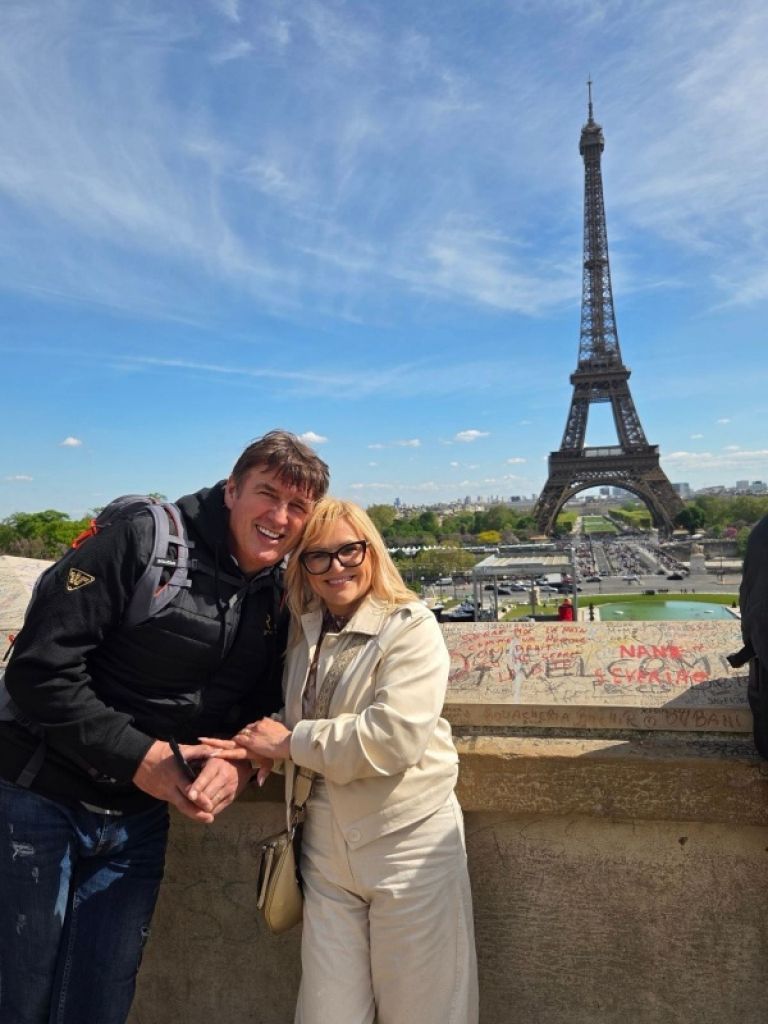 nusa_in_frenk_derenda_pariz.jpg