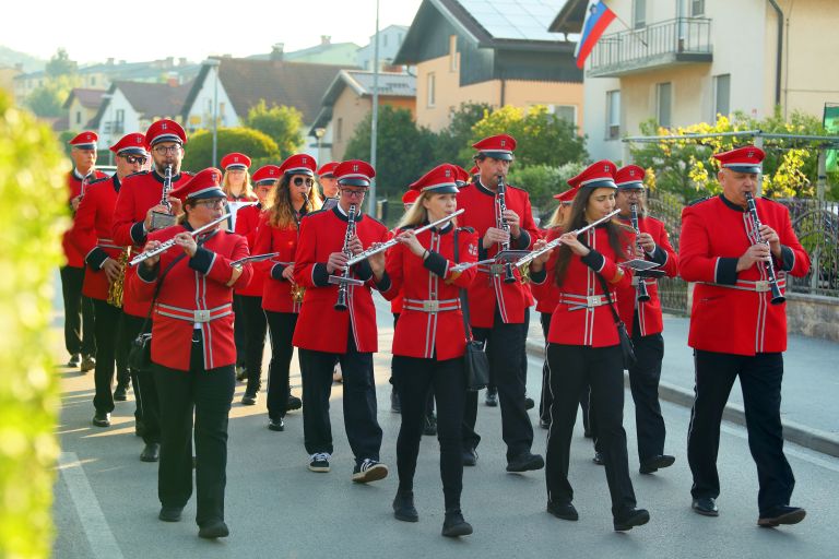 kres, 1-maj-ptuj, plavajoci-kres