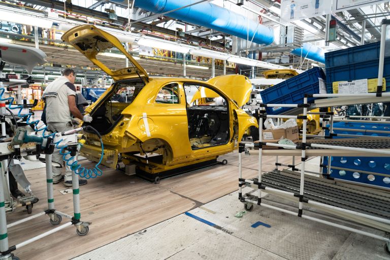 stellantis, avtomobili