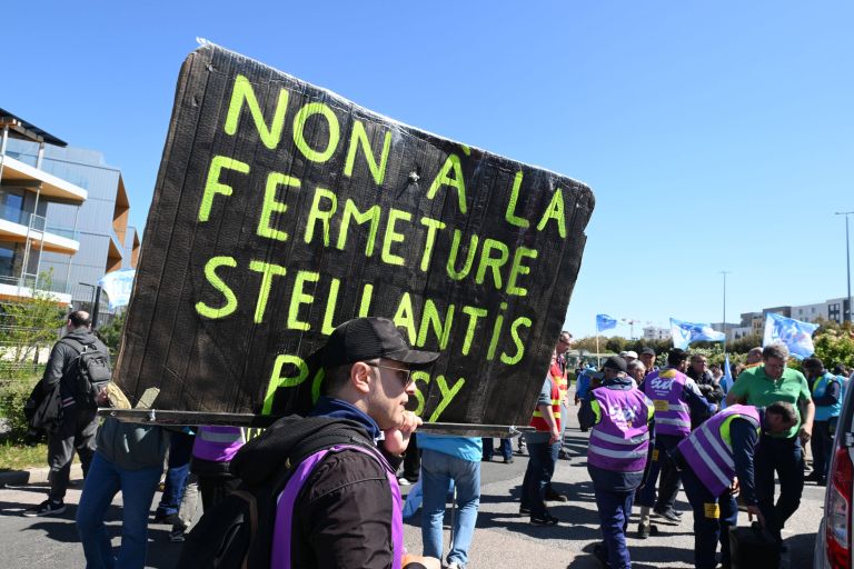 stellantis, avtomobili, poissy, tovarna, zaprtje